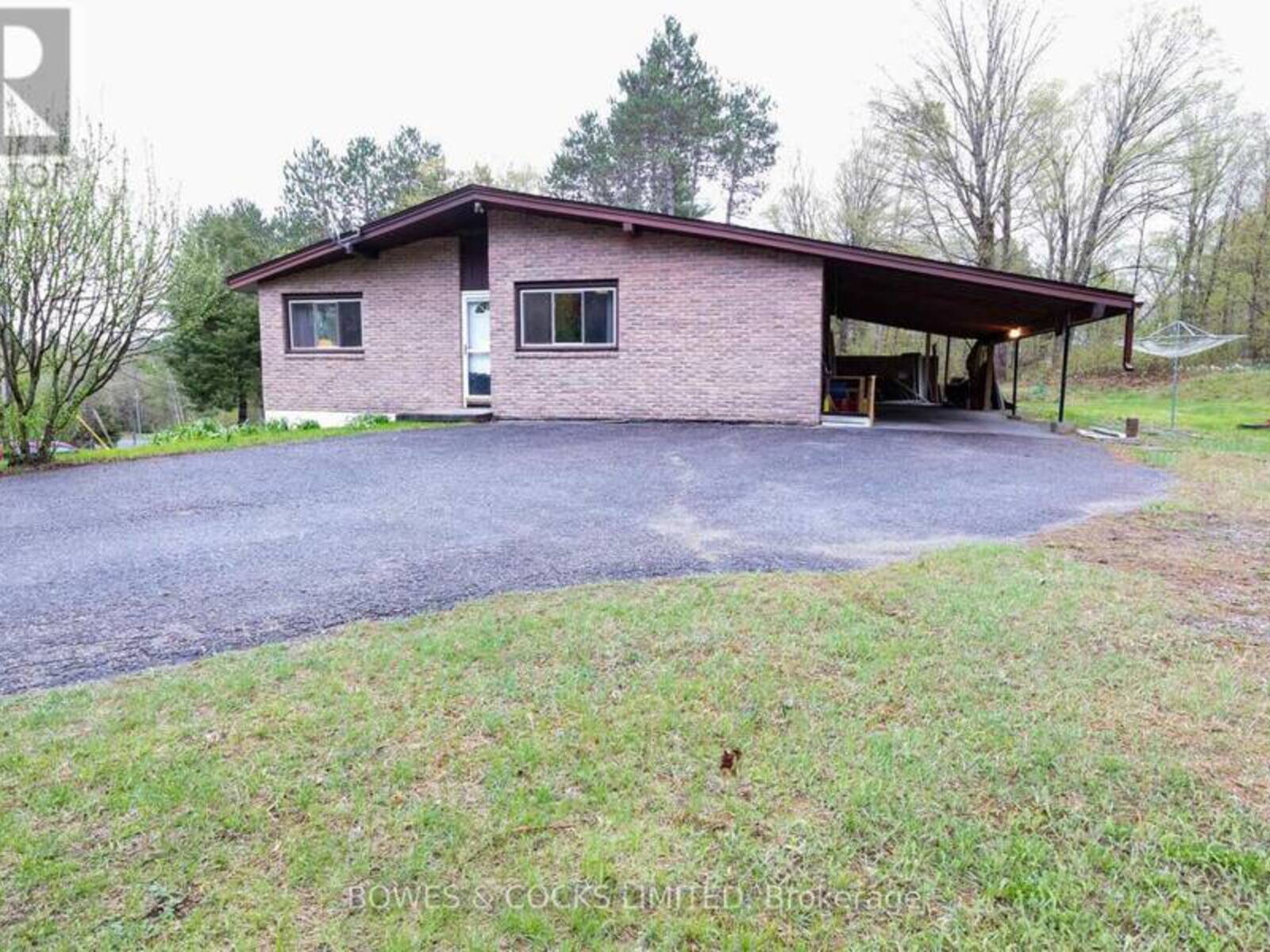 66 MCFADDEN ROAD, Apsley, Ontario K0L 1A0