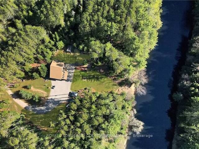 22 WINCHESTER DRIVE Kawartha Lakes Ontario, K0M 1C0 - 3 Bedrooms Waterfront Home For sale