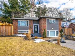 107 SPRINGDALE CRESCENT Oshawa Ontario, L1H 7B9