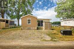 13 BEACH VIEW LANE - 486 COUNTY ROAD 18 | Prince Edward Ontario | Slide Image Thirty