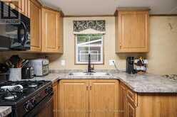 26 BEACH VIEW LANE - 486 COUNTY ROAD 18 | Prince Edward Ontario | Slide Image Twelve