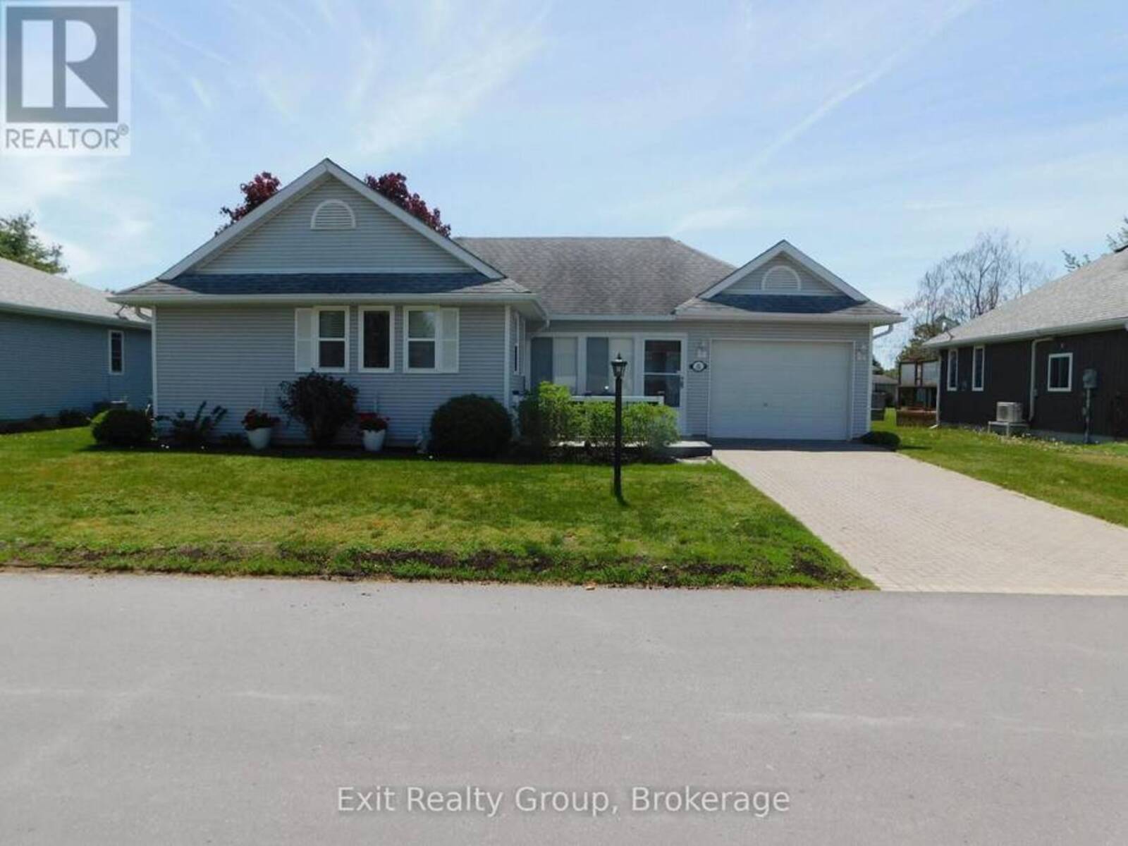 5 EMPIRE BOULEVARD, Prince Edward, Ontario K0K 3L0