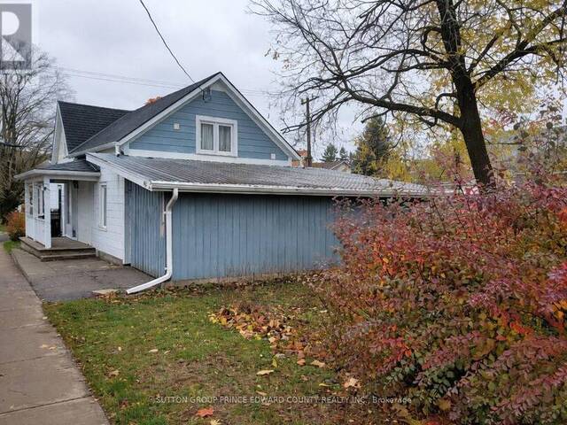 11 LOW STREET Prince Edward Ontario, K0K 2T0 - 3 Bedrooms Home For Sale
