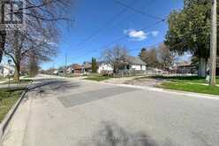 305 OSHAWA BOULEVARD S | Oshawa Ontario | Slide Image Two