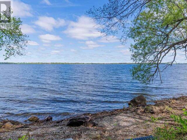 326 CRESSY BAYSIDE ROAD Prince Edward Ontario, K0K 2T0 - 3 Bedrooms Waterfront Home For sale