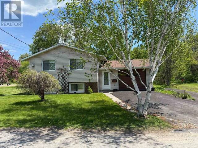 3 CHAMPLAIN STREET Madoc Ontario, K0K 2K0 - 3 Bedrooms Waterfront Home For sale