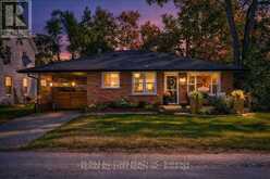 34 WILLIAM STREET | Bobcaygeon Ontario | Slide Image One