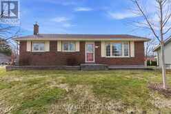 81 D'ARCY STREET | Cobourg Ontario | Slide Image Three