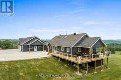 370 DETLOR ROAD | Bancroft Ontario | Slide Image Three