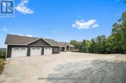 370 DETLOR ROAD | Bancroft Ontario | Slide Image Four