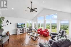 370 DETLOR ROAD | Bancroft Ontario | Slide Image Eight