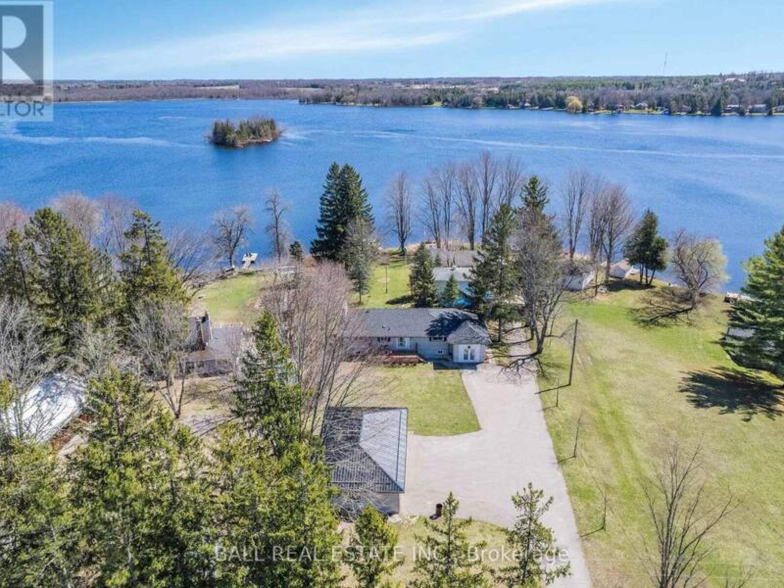 1749 YOUNG'S POINT ROAD, North Kawartha, Ontario K0L 2H0