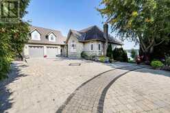 24 GILSON POINT PLACE | Kawartha Lakes Ontario | Slide Image Four