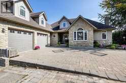 24 GILSON POINT PLACE | Kawartha Lakes Ontario | Slide Image Five