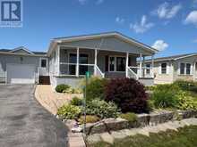 26 CREEKSIDE CIRCLE | Kawartha Lakes Ontario | Slide Image Two