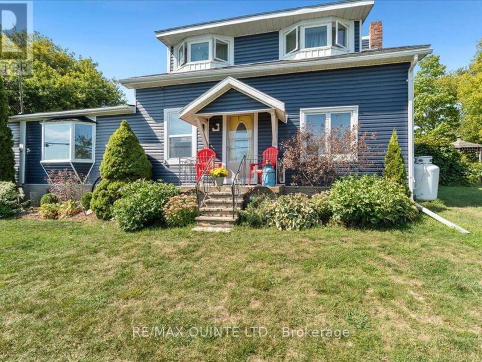 7763 LOYALIST PARKWAY, Greater Napanee, Ontario K7R 3K7