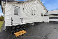 4329 OLD HWY 2 HIGHWAY | Belleville Ontario | Slide Image Thirty-eight