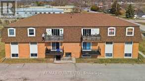 58 ELGIN STREET | Belleville Ontario | Slide Image Four