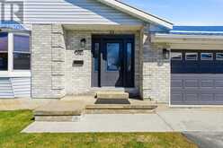 846 ONTARIO STREET | Cobourg Ontario | Slide Image Four