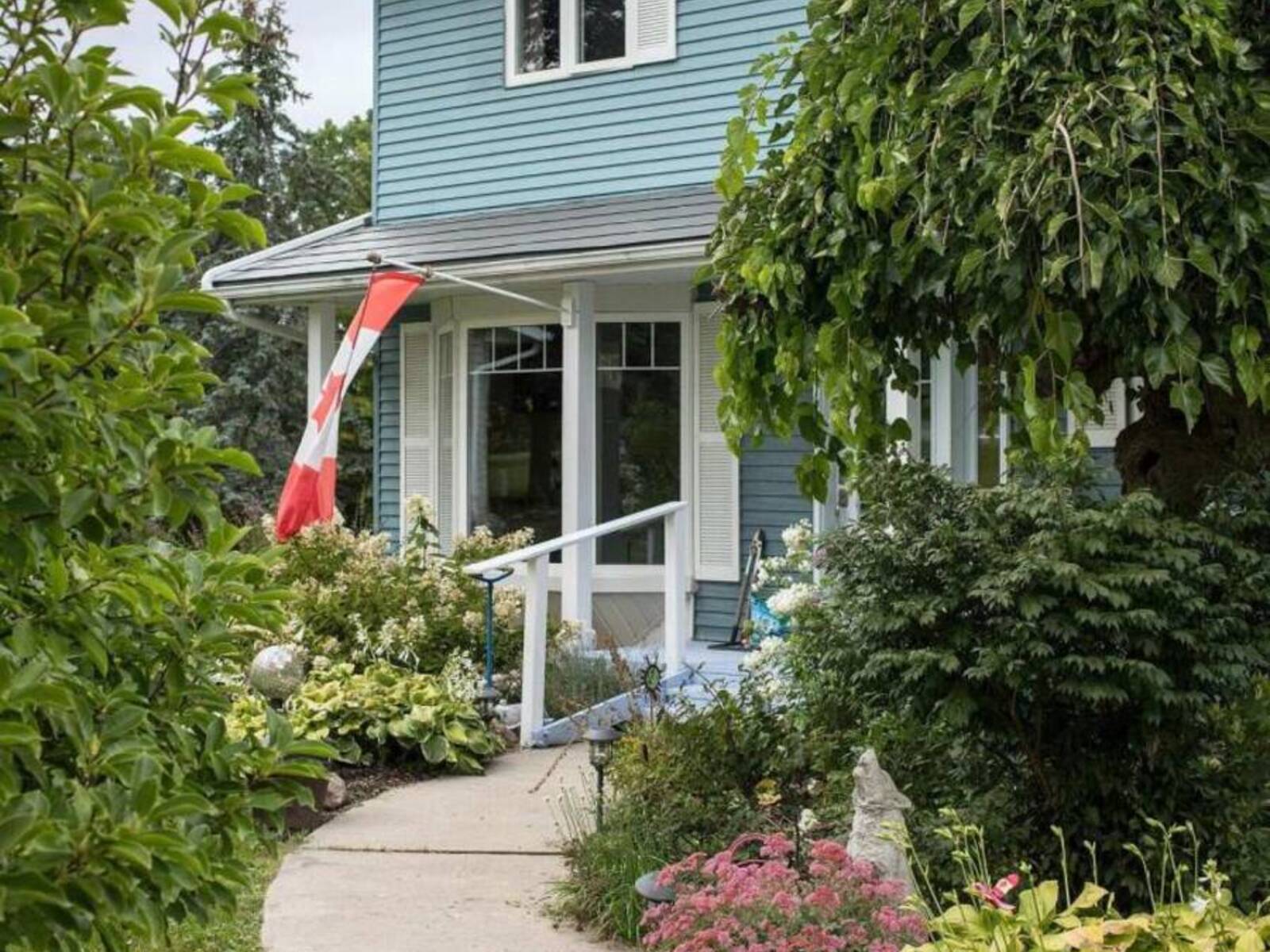 9588 ARDAGH CRESCENT, Harwood, Ontario K0K 2H0