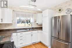 272 CROSBY DRIVE | Bobcaygeon Ontario | Slide Image Ten