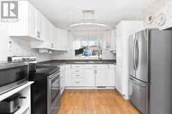 272 CROSBY DRIVE | Bobcaygeon Ontario | Slide Image Nine