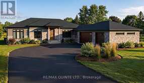638 COUNTY ROAD 28 | Prince Edward Ontario | Slide Image One