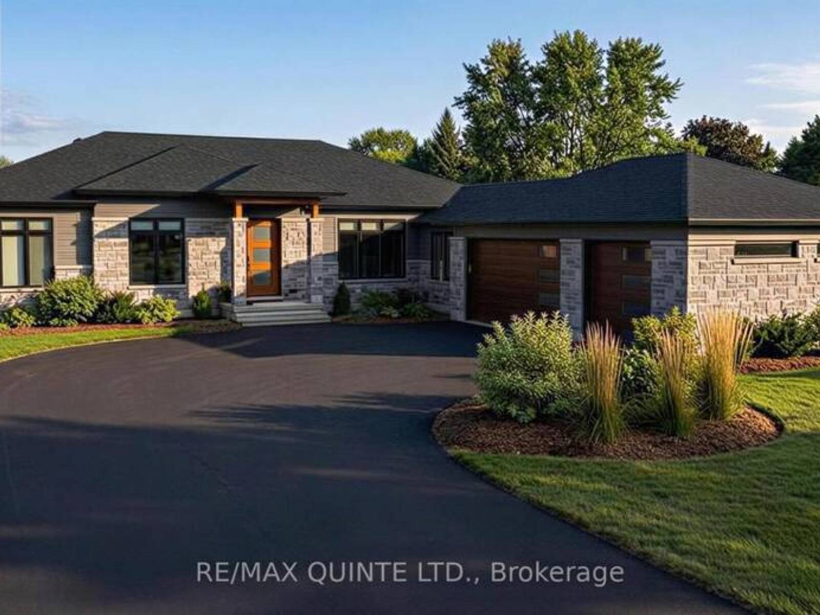 638 COUNTY ROAD 28, Prince Edward, Ontario K0K 1A0