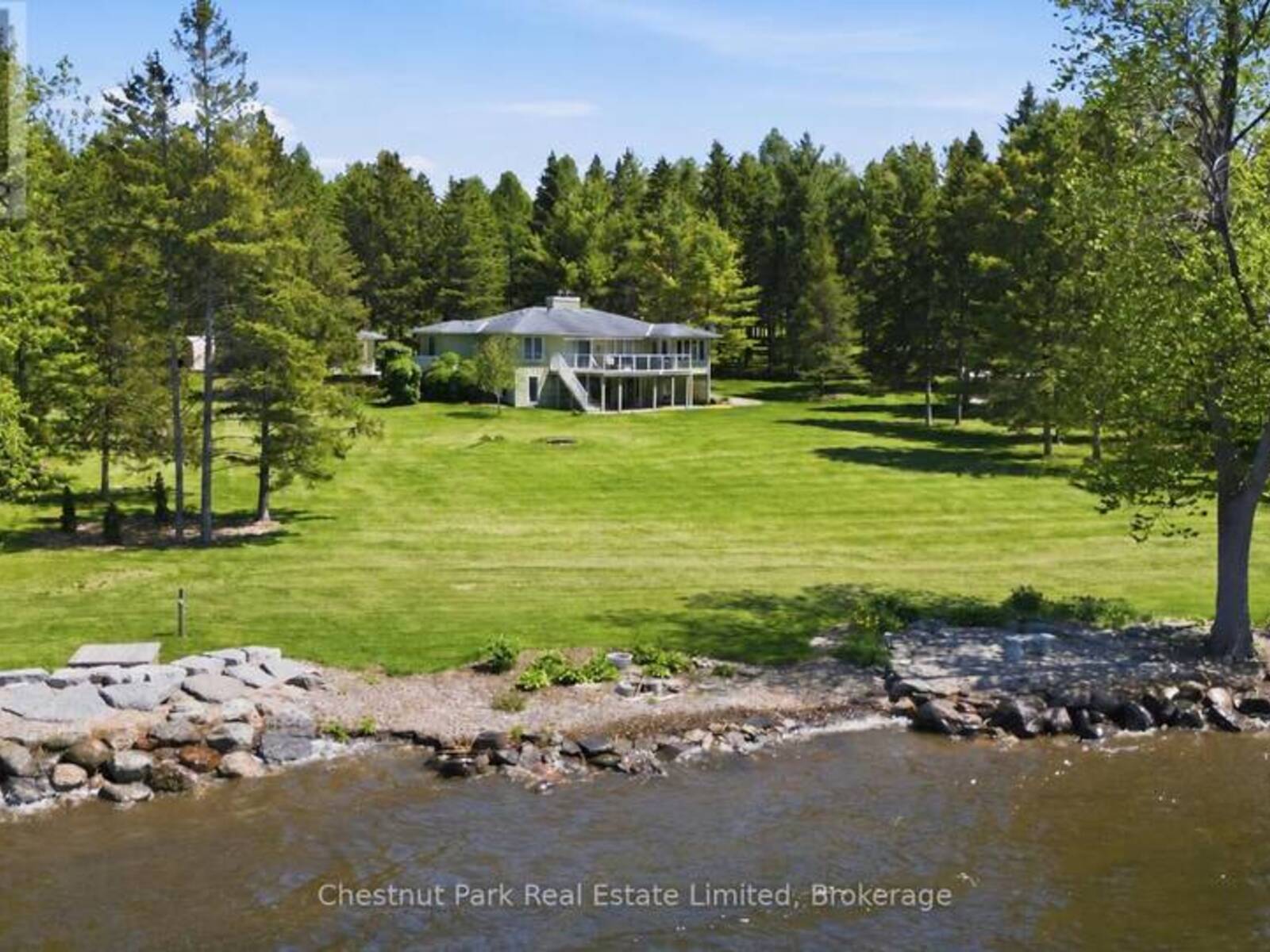 3587 COUNTY RD 7, Prince Edward, Ontario K0K 2T0