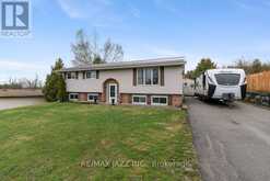 29 GRANDVIEW DRIVE | Kawartha Lakes Ontario | Slide Image Two