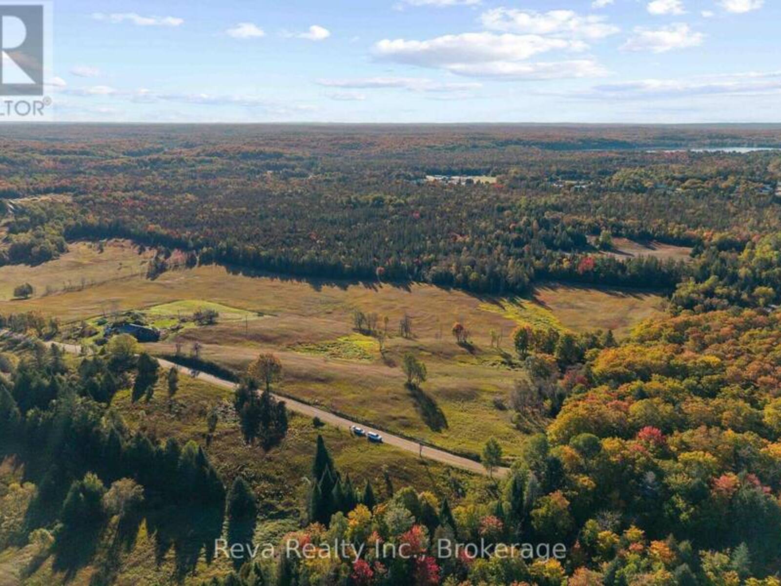 122 ALBERT ROAD, Coe Hill, Ontario K0L 1P0