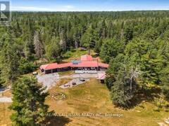 380 LEDGE ROAD Bobcaygeon Ontario, K0M 1A0