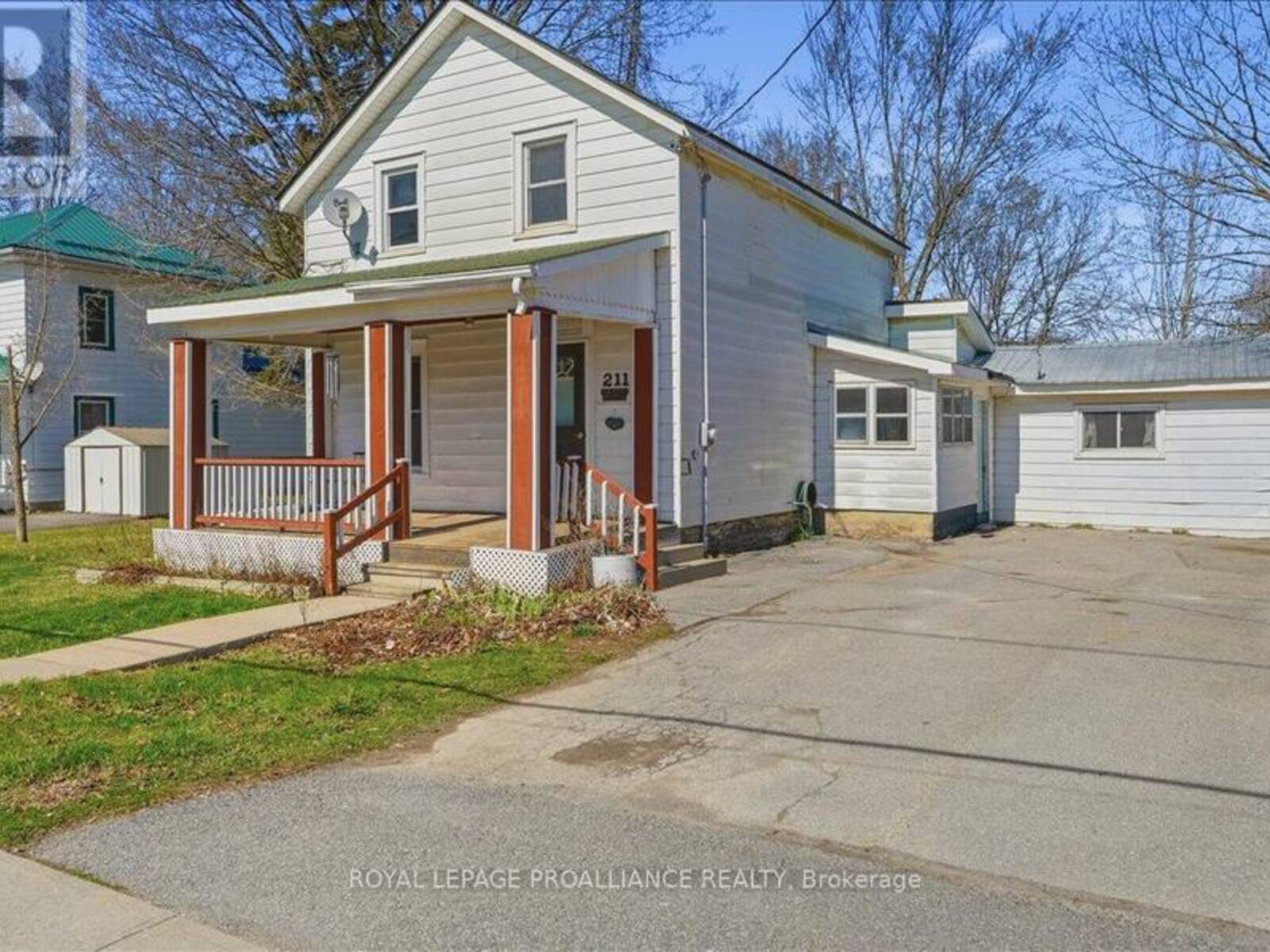 211 COLBORNE STREET, Tweed, Ontario K0K 3J0