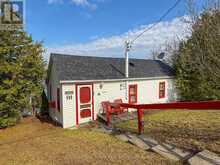 32 PARKER DRIVE | Alnwick-Haldimand Ontario | Slide Image Three