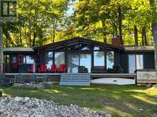 686 GRAND ISLAND | Fenelon Falls Ontario | Slide Image Two