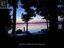 686 GRAND ISLAND | Fenelon Falls Ontario | Slide Image Twenty-nine