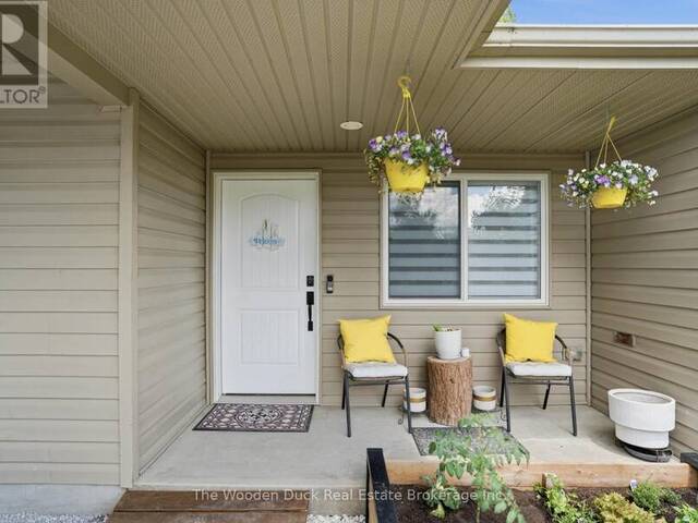 96 LIVINGSTONE AVENUE W Madoc Ontario, K0K 2K0 - 2 Bedrooms Home For Sale