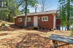 1138A WATKINS LANE | North Frontenac Ontario | Slide Image Thirty-nine