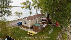 486 CTY RD 18- 64 CHERRY BEACH LANE | Prince Edward Ontario | Slide Image Twenty-nine