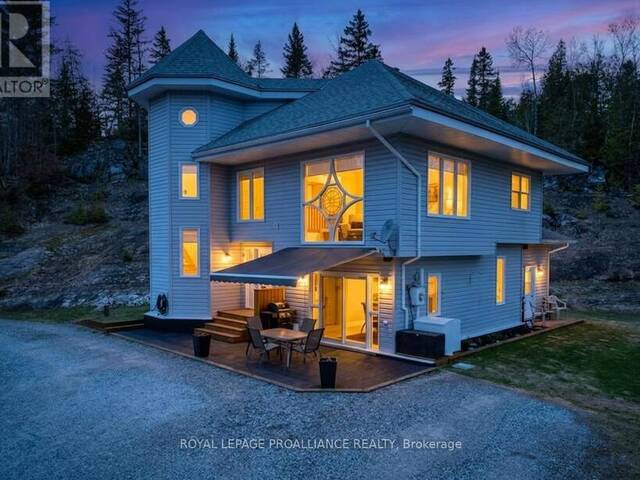 9537 ROAD 509 ROAD North Frontenac Ontario, K0H 2J0 - 3 Bedrooms Home For Sale