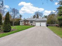 19 TROUT LANE Tiny Ontario, L9M 0J1