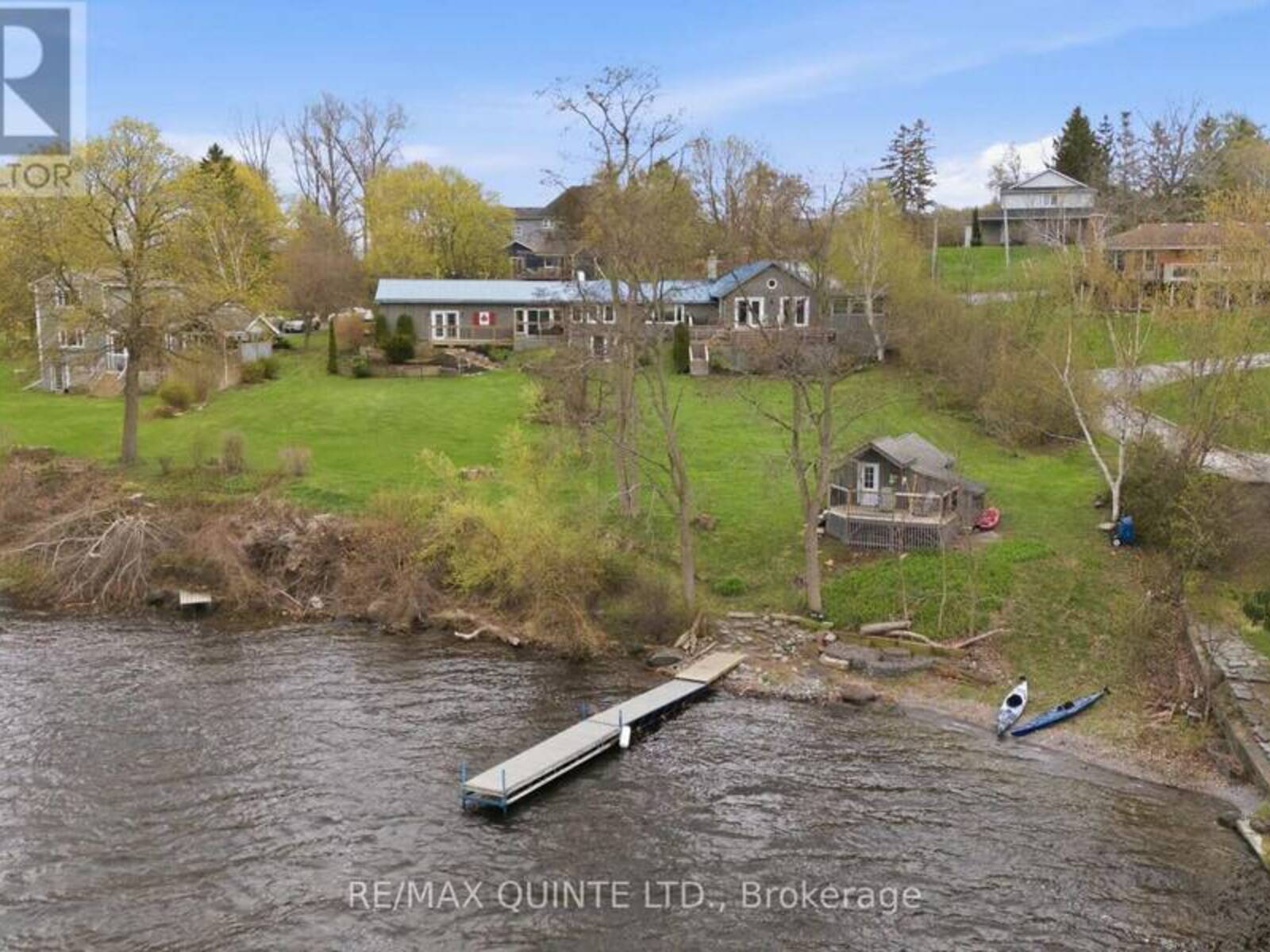 5 HERMON LANE, Belleville, Ontario K8N 4Z1