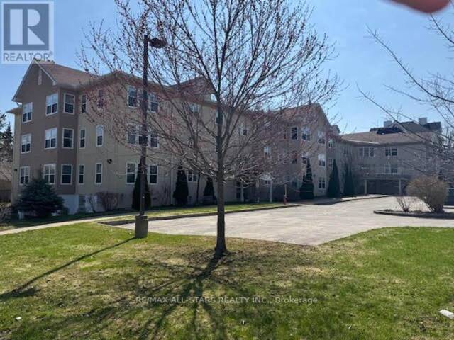 303 - 8 HURON STREET Lindsay Ontario, K9V 6K3 - 1 Bedroom Condo For Sale