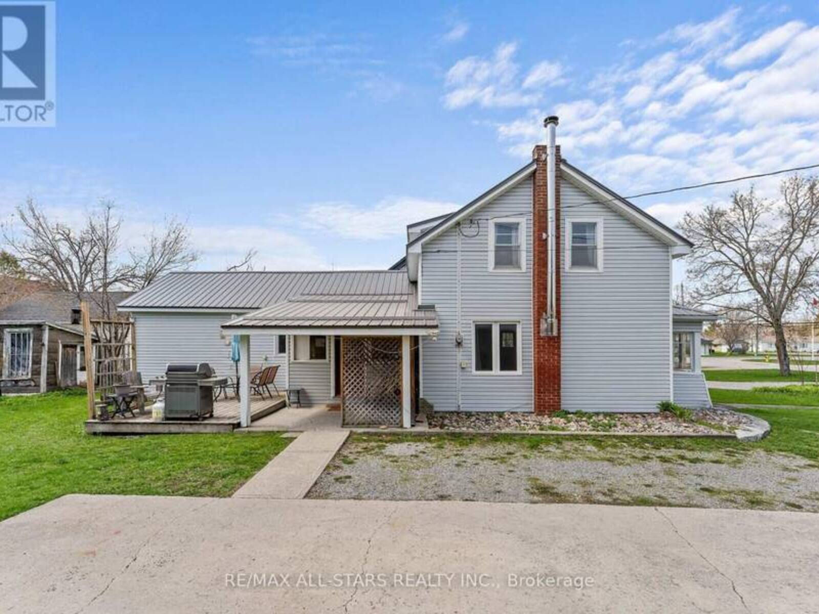 39 FRANCIS STREET W, Fenelon Falls, Ontario K0M 1N0