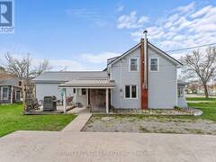 39 FRANCIS STREET W Fenelon Falls Ontario, K0M 1N0
