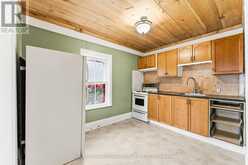 36 MILL STREET | Lindsay Ontario | Slide Image Six
