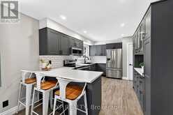 266 BLEECKER AVENUE | Belleville Ontario | Slide Image Two