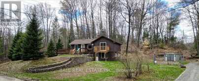 164 TROUT LAKE ROAD | Bancroft Ontario | Slide Image Two