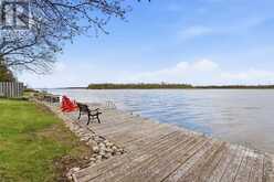 42 RIVERSIDE DRIVE | Lindsay Ontario | Slide Image Thirty-seven