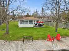 42 RIVERSIDE DRIVE | Lindsay Ontario | Slide Image Two